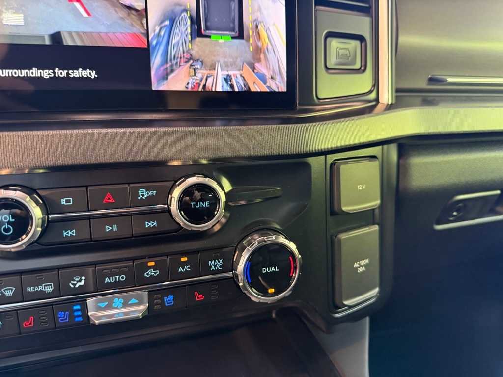 New 2026 Ford F350 Platinum image 18