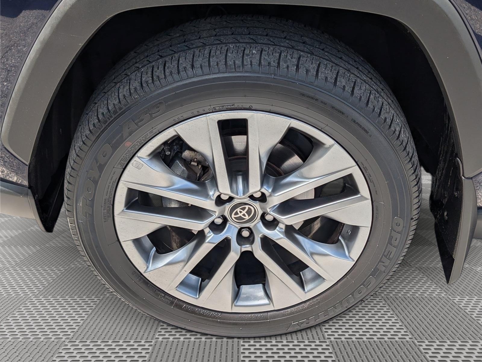 Used 2023 Toyota RAV4 XLE Premium AWD/4WD image 11