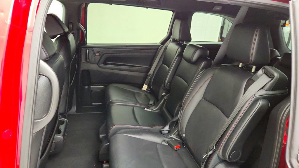 Used 2025 Honda Odyssey Sport-L image 21