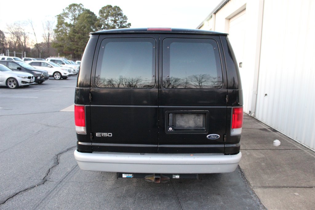 Used 2000 Ford E-150 and Econoline 150 image 12
