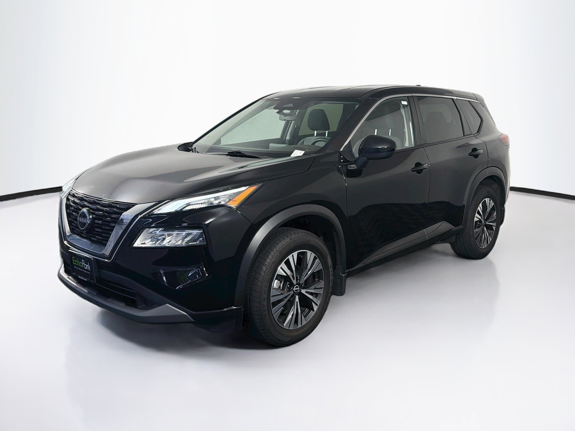 Used 2023 Nissan Rogue SV AWD/4WD image 3