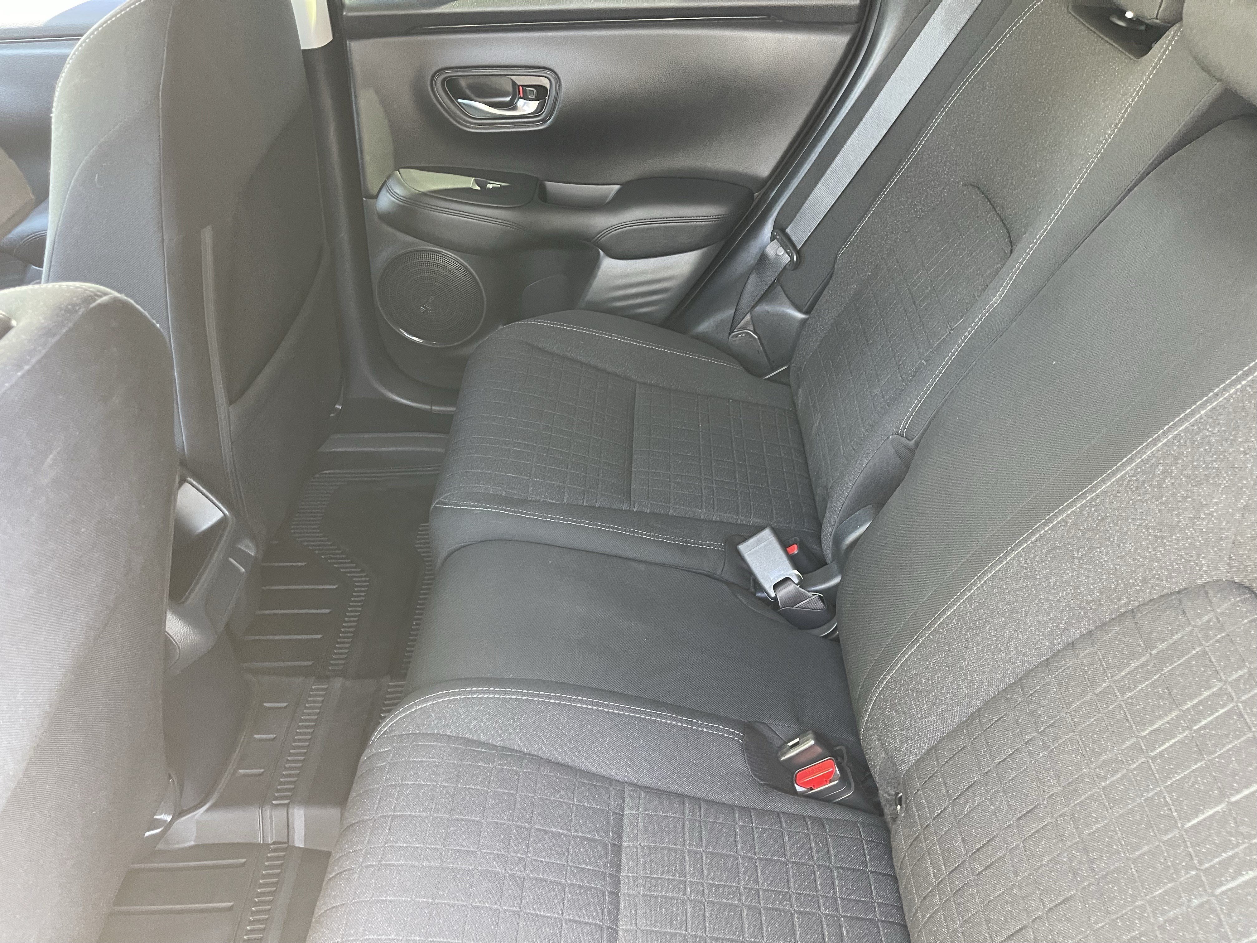 Used 2024 Honda HR-V LX image 17