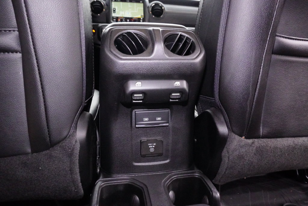 Used 2023 Jeep Gladiator Overland AWD/4WD image 26