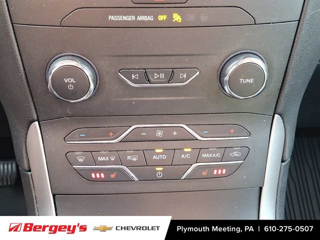 Used 2020 Ford Edge SEL w/ Convenience Package AWD/4WD image 18