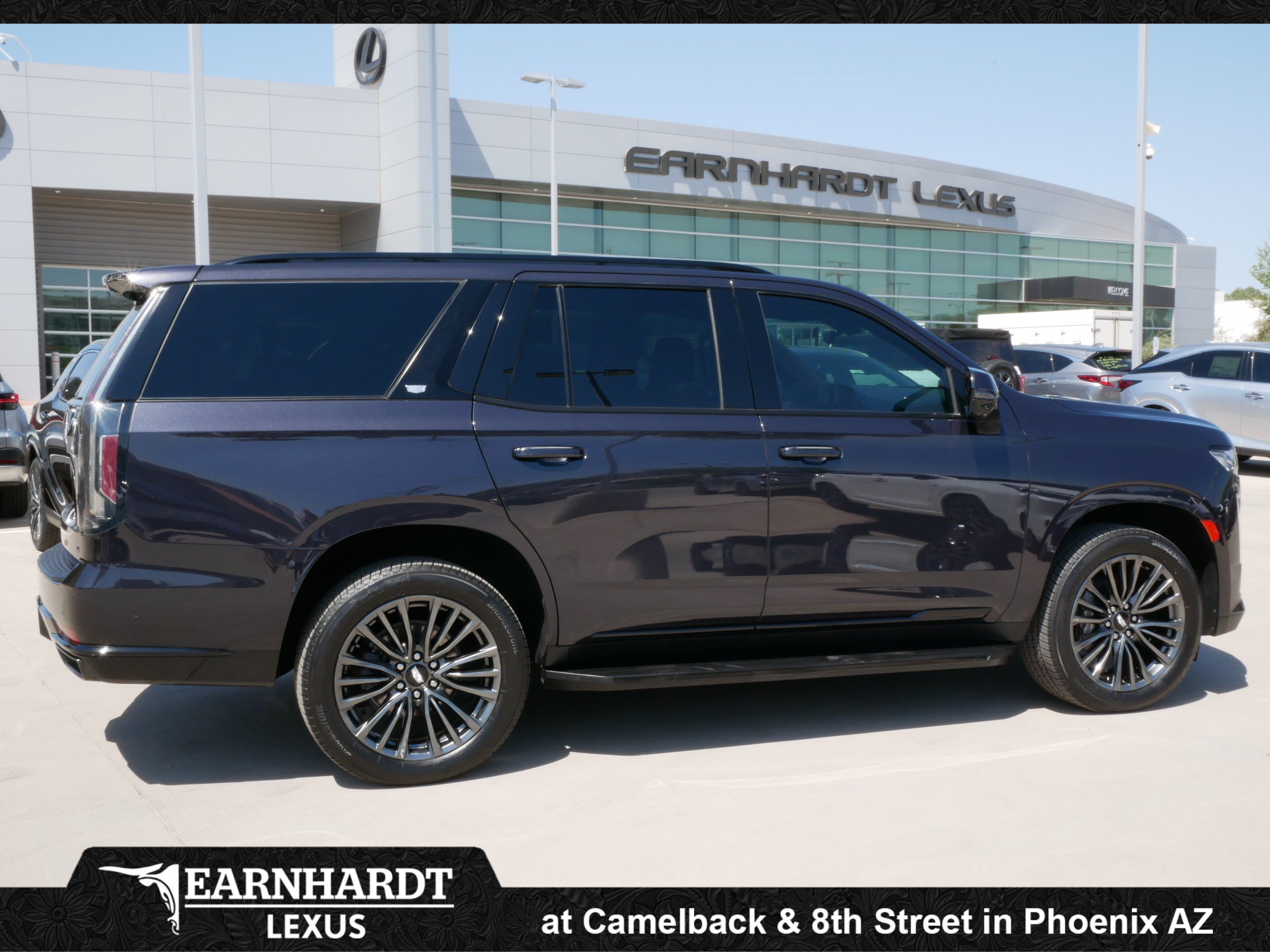 Used 2022 Cadillac Escalade Sport AWD/4WD image 9