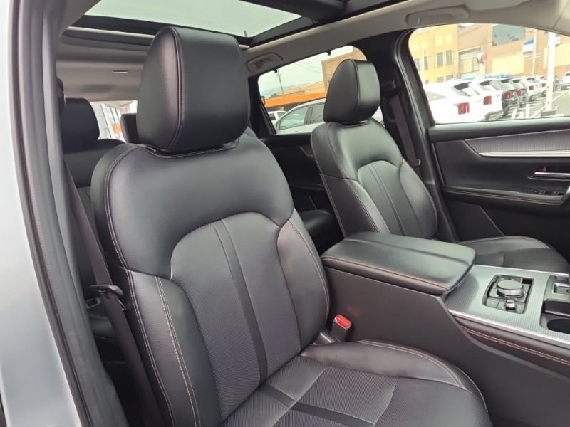 Used 2024 MAZDA CX-90 3.3 Turbo w/ Premium Package AWD/4WD image 15