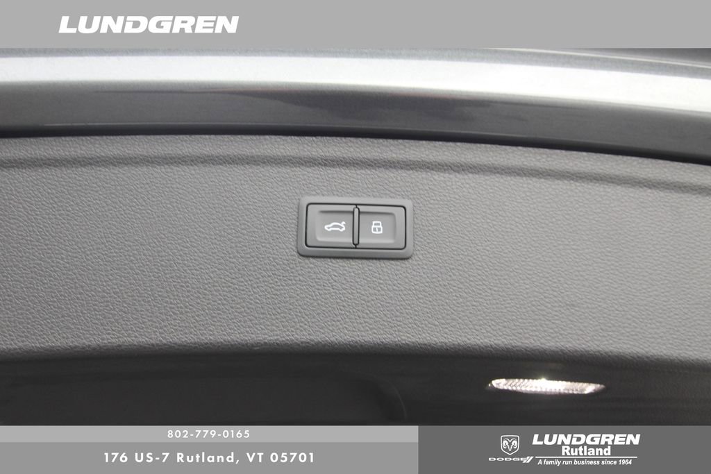 Certified 2024 Audi SQ5 Premium Plus image 31