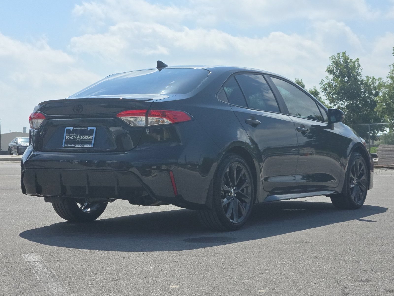 Certified 2026 Toyota Corolla SE FWD image 5