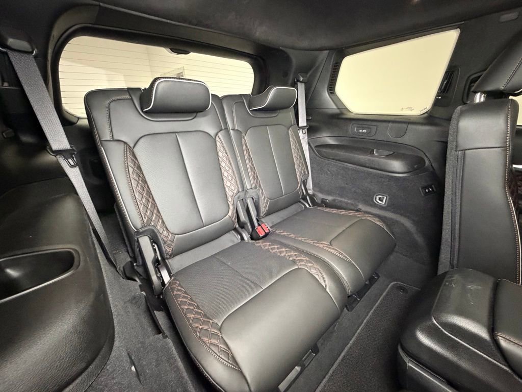 Used 2024 Jeep Grand Cherokee L Summit AWD/4WD image 10
