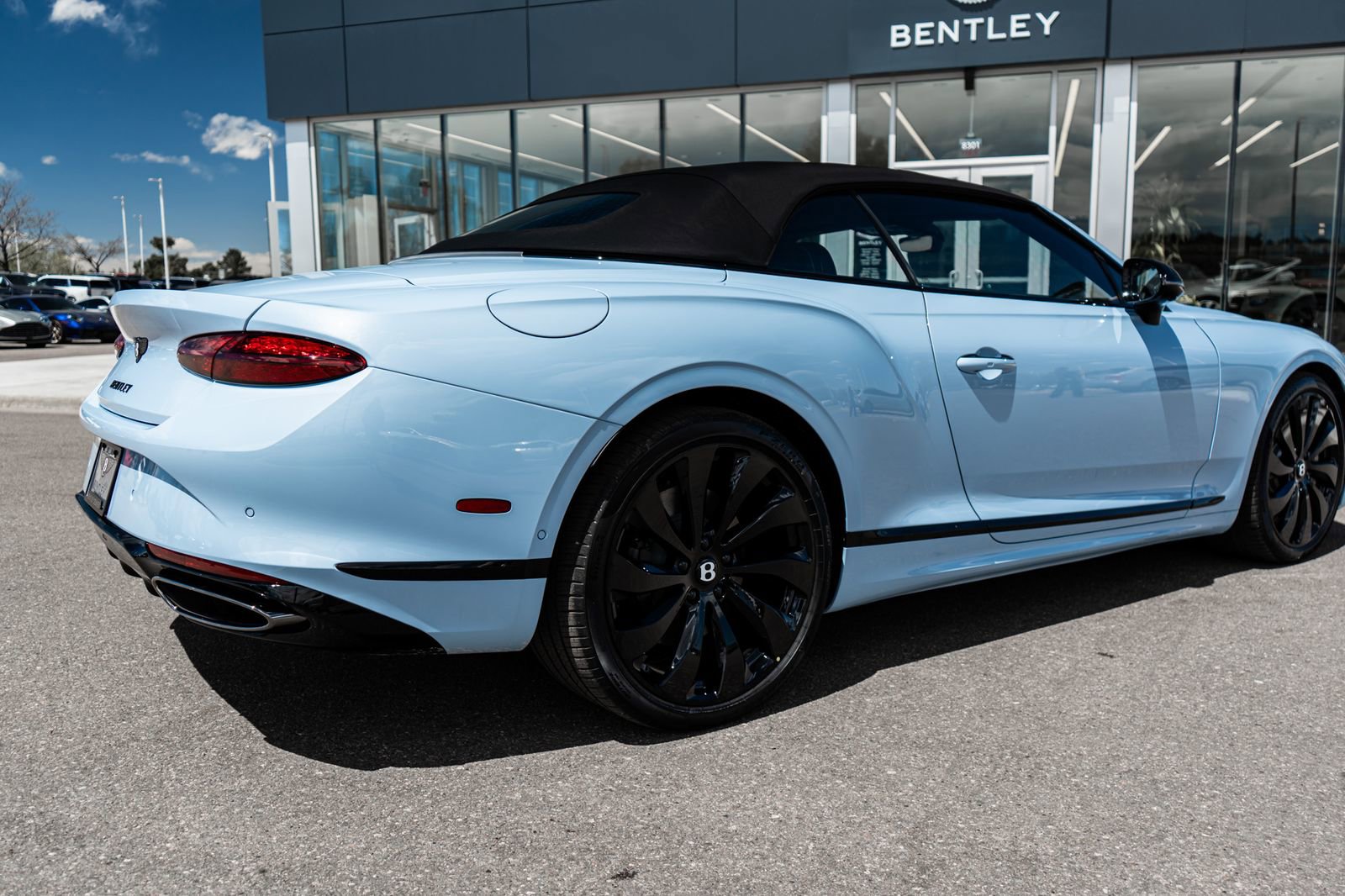 New 2026 Bentley Continental GTC AWD/4WD image 13