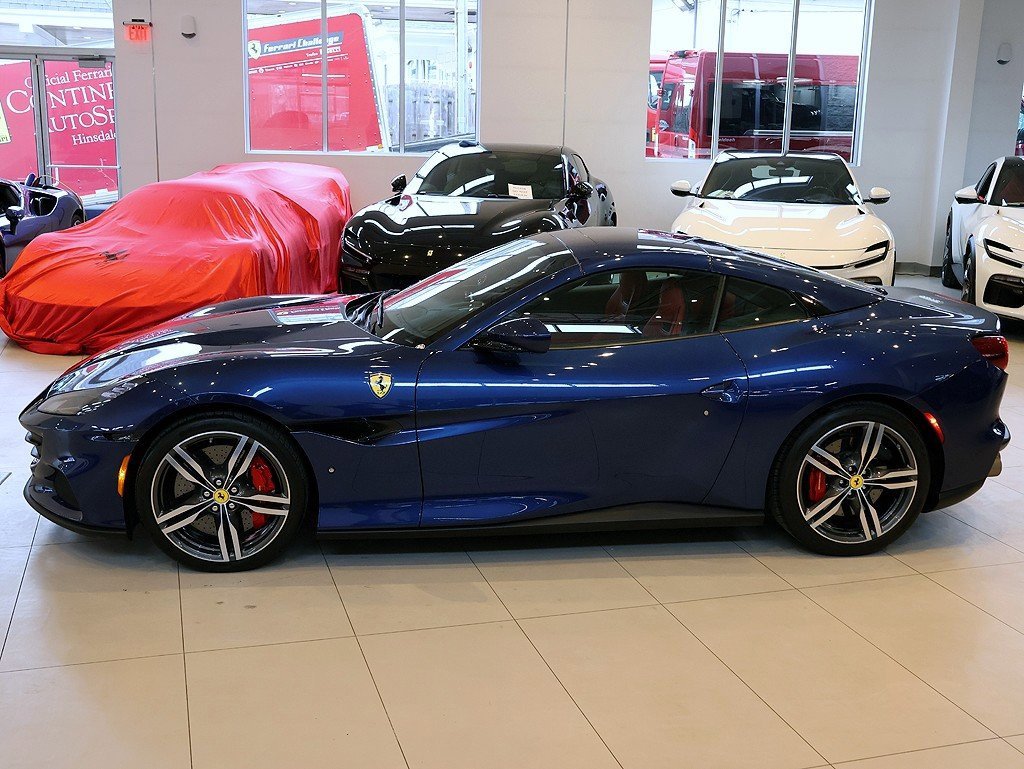 Certified 2022 Ferrari Portofino M image 3