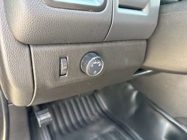 Used 2022 Chevrolet Colorado LT w/ Fleet Safety Package image 13