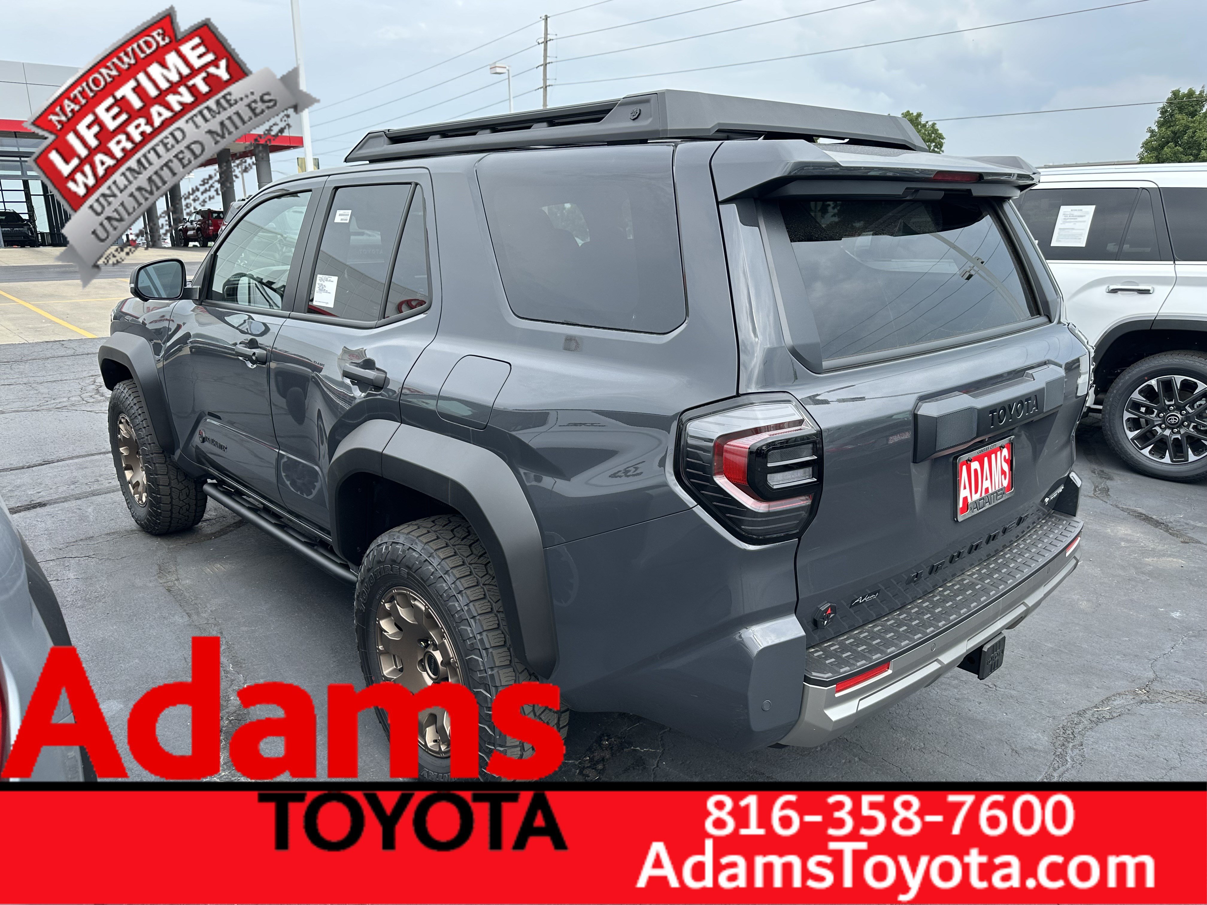 Used 2026 Toyota 4Runner Trailhunter AWD/4WD image 5