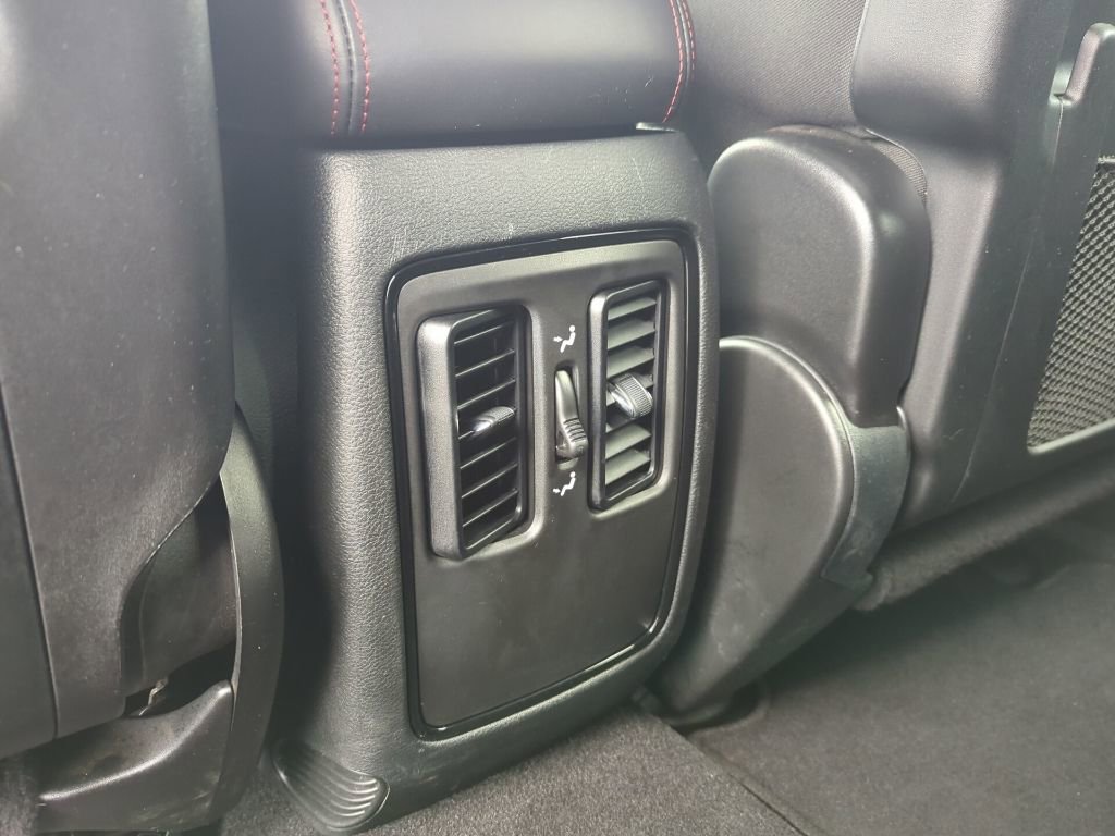 Used 2024 Dodge Durango GT image 35