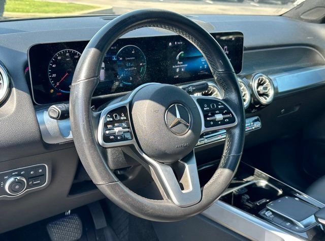 Certified 2021 Mercedes-Benz GLB 250 4MATIC image 18