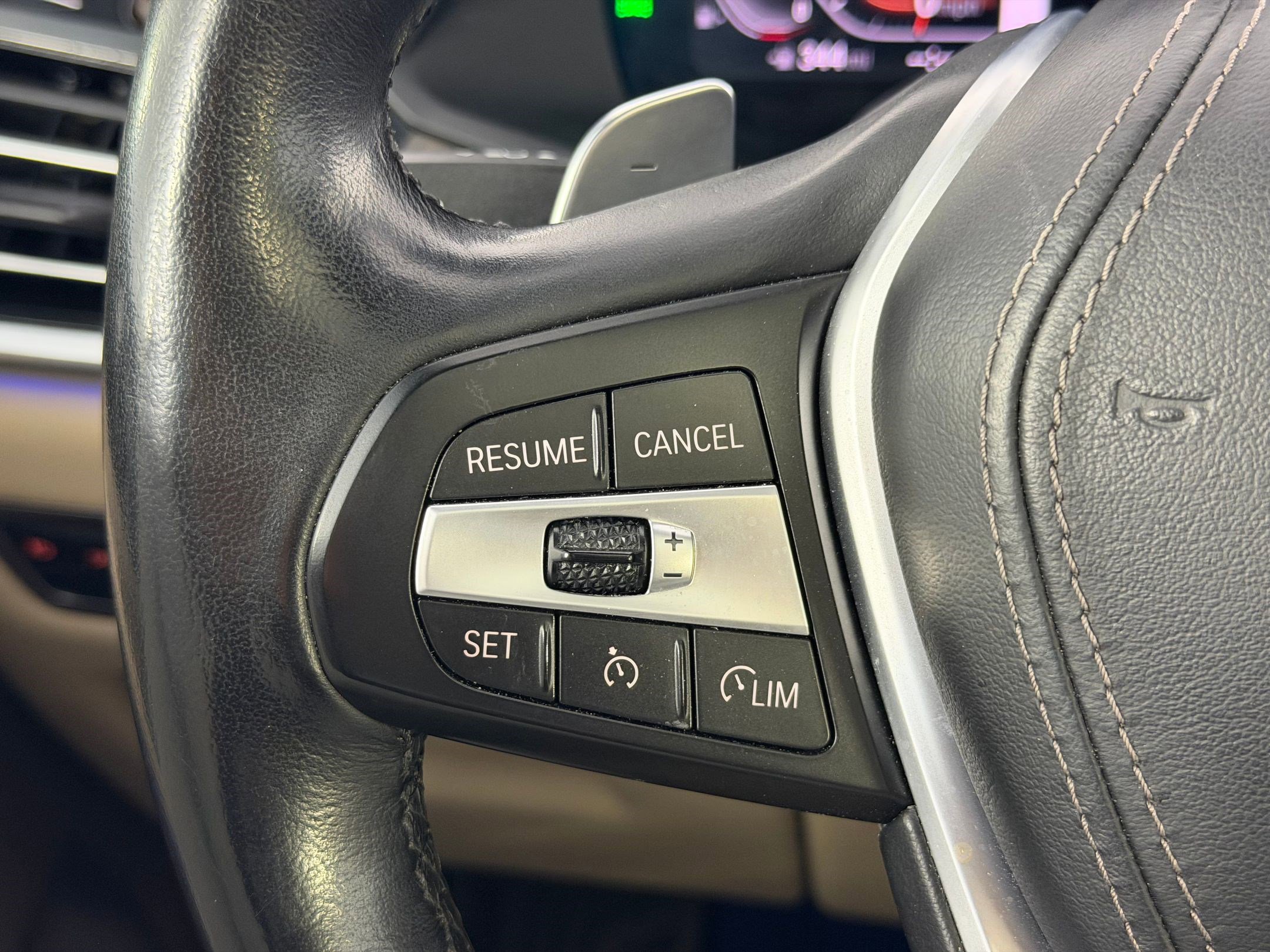 Used 2019 BMW X5 xDrive40i w/ Premium Package 2 image 14