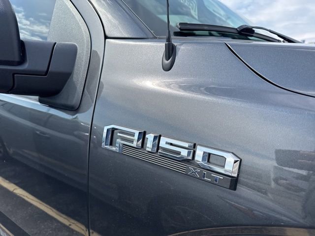 Used 2018 Ford F150 XLT w/ Equipment Group 302A Luxury image 9