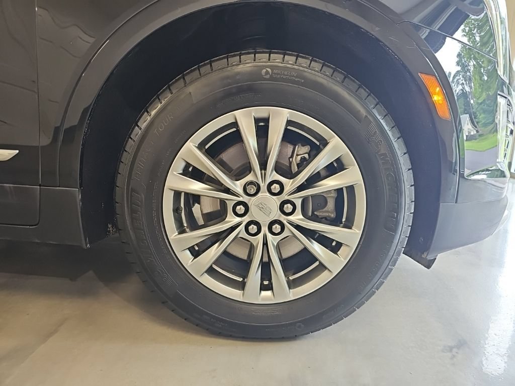 Used 2023 Cadillac XT5 Premium Luxury AWD/4WD image 9