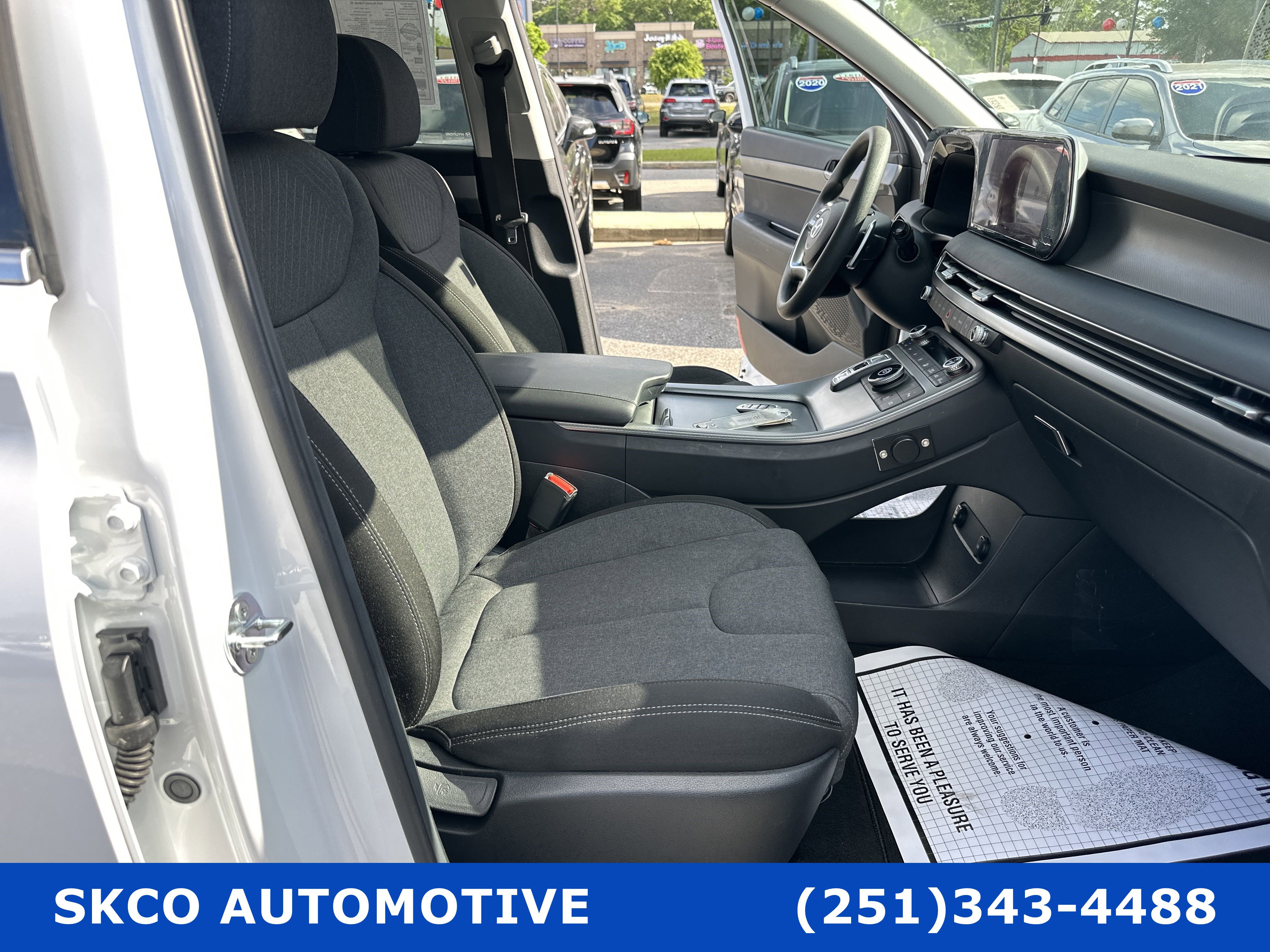 Used 2024 Hyundai Palisade SE image 13