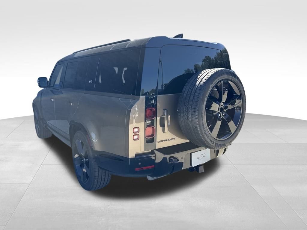 New 2024 Land Rover Defender 130 X-Dynamic SE image 20