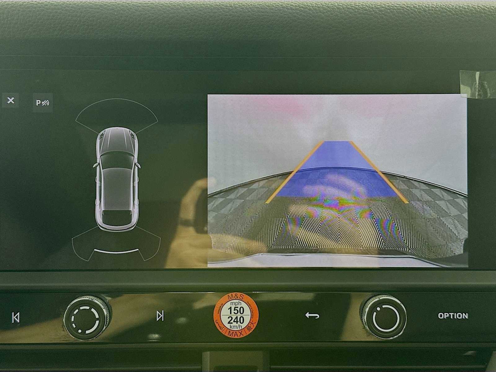 Certified 2025 Porsche Macan AWD/4WD image 20