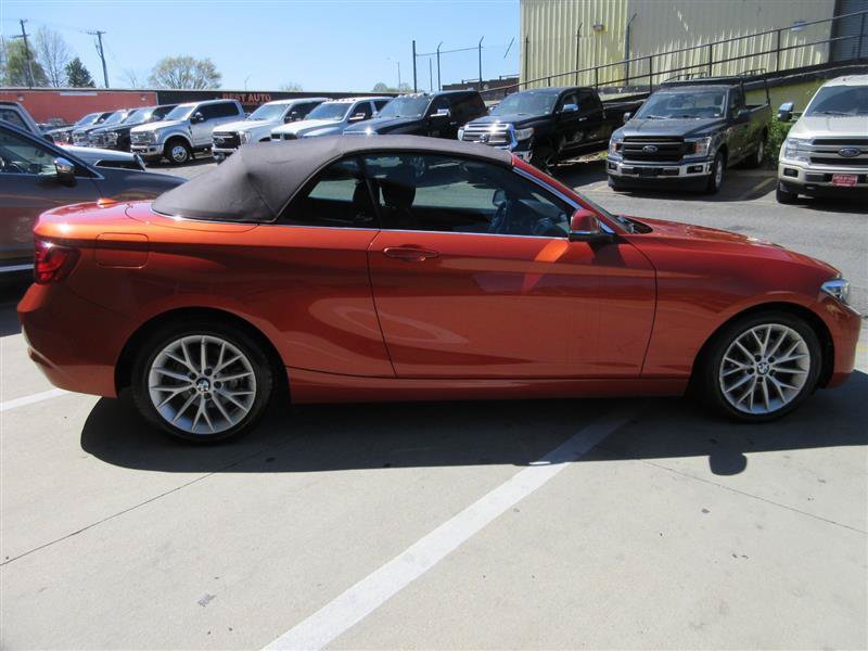 Used 2016 BMW 228i xDrive Convertible AWD/4WD image 9