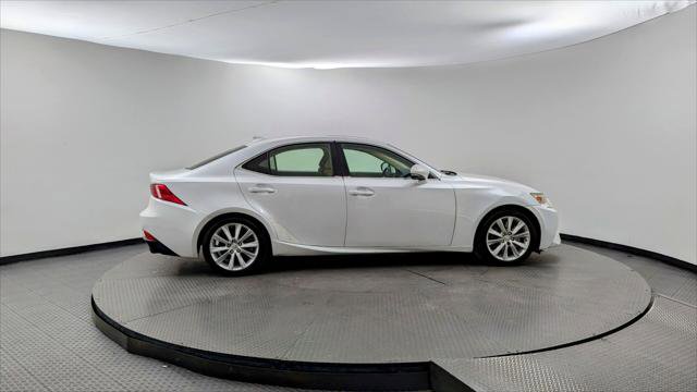 Used 2016 Lexus IS 200t image 9