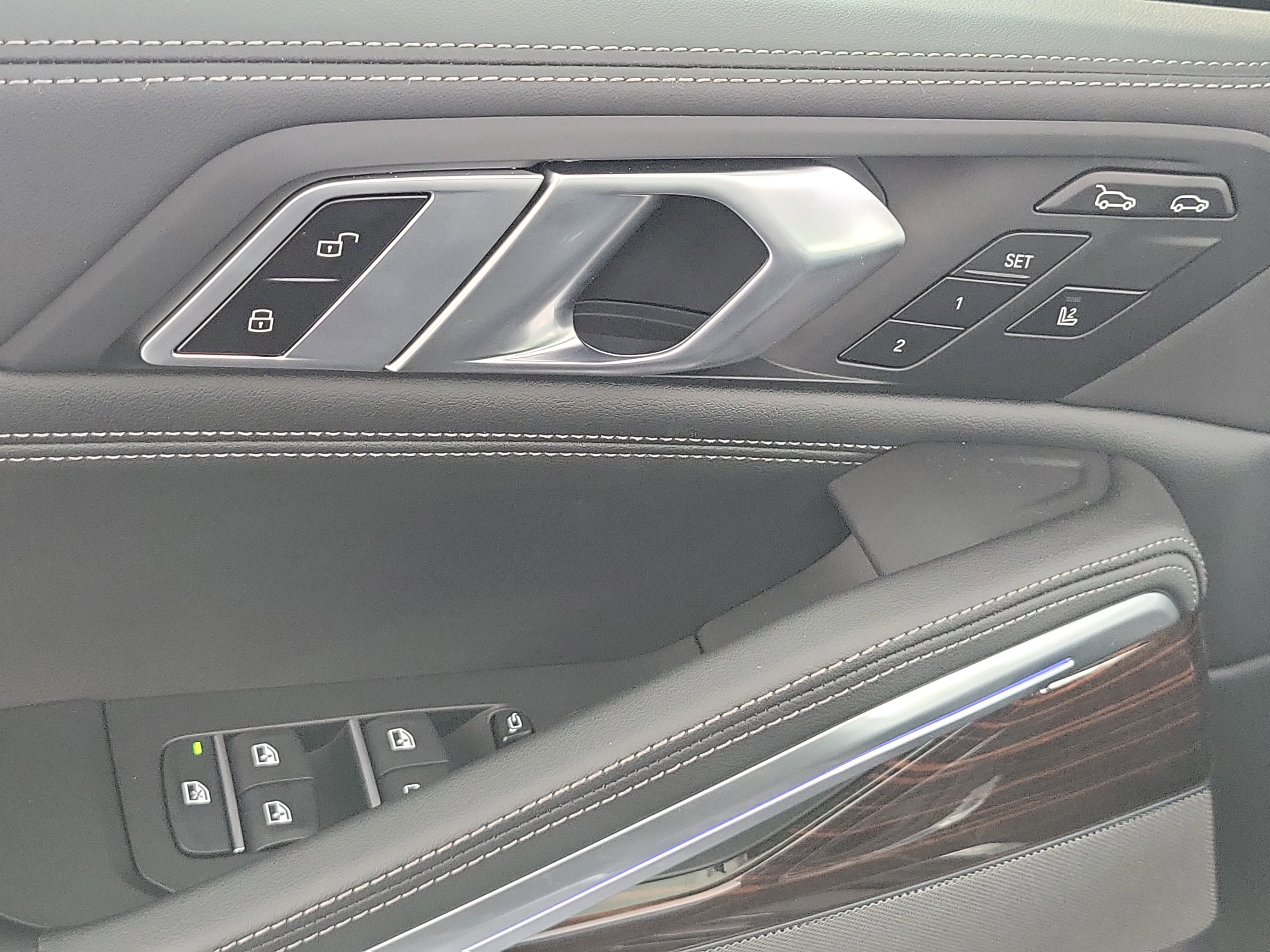 New 2026 BMW X6 xDrive40i image 19