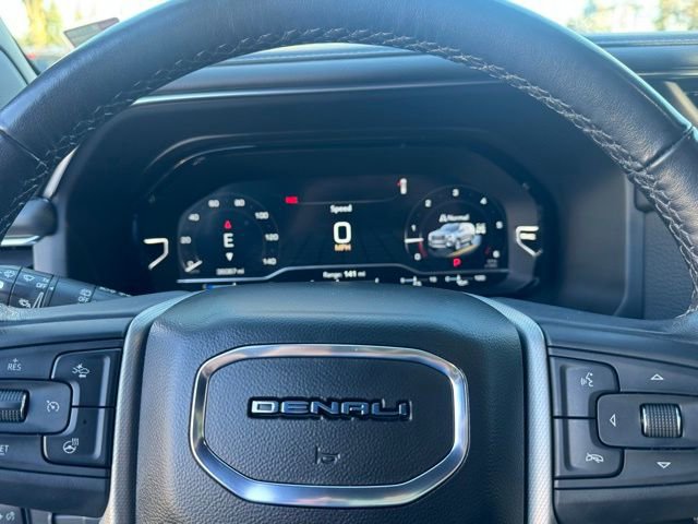 Used 2022 GMC Yukon Denali w/ Advanced Technology Package image 22