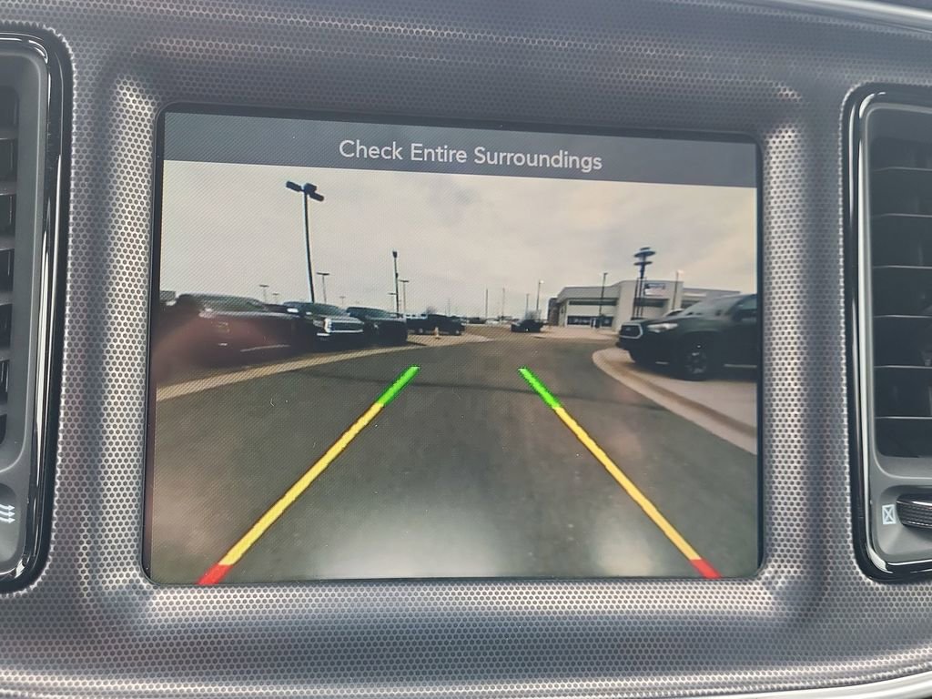 Used 2015 Dodge Challenger R/T Plus image 23