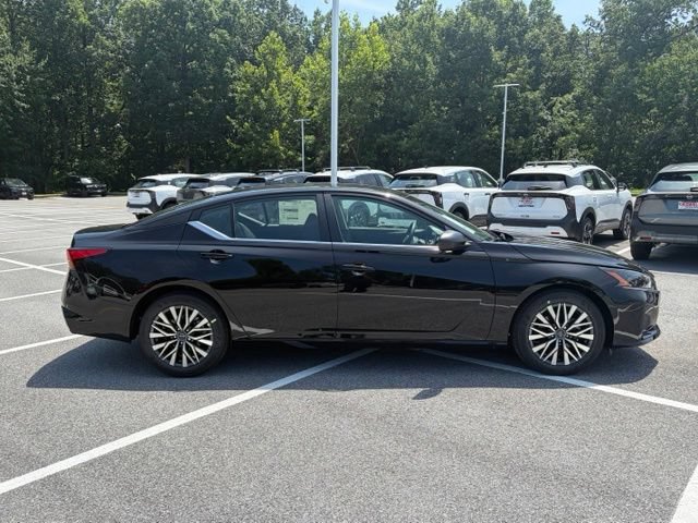 New 2026 Nissan Altima 2.5 SV FWD image 7