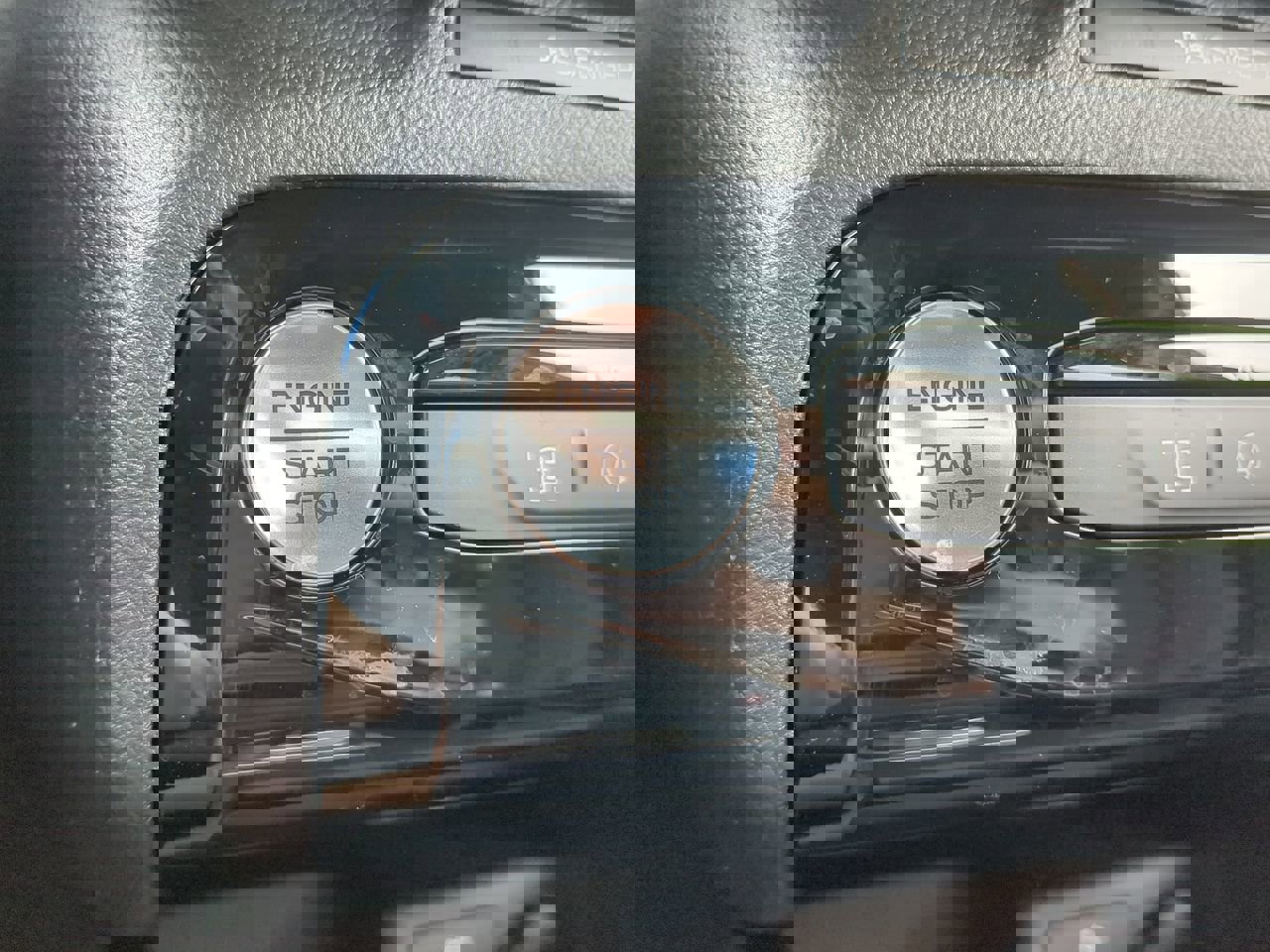 New 2026 Ford Escape ST-Line w/ Tech Pack #1 image 25