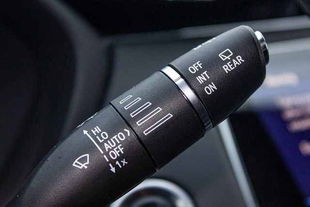 Used 2023 Cadillac XT4 Sport w/ Enhanced Visibility Package image 27