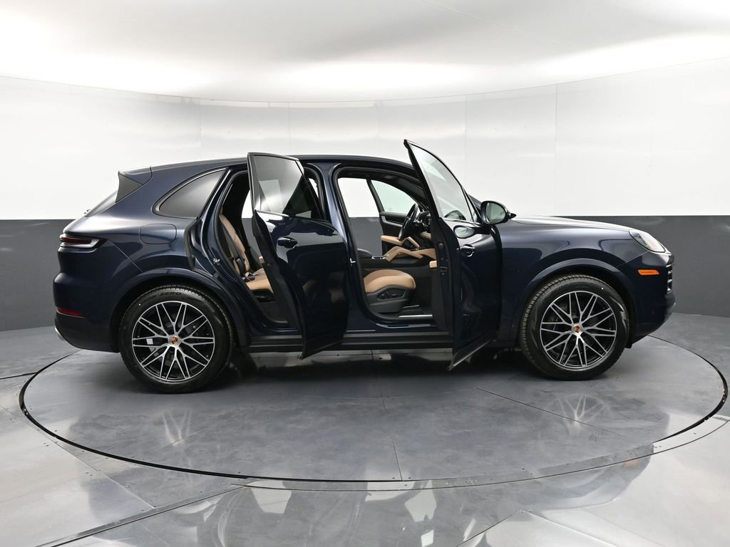 New 2026 Porsche Cayenne image 35