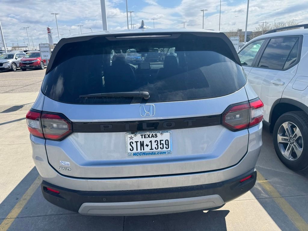 Used 2023 Honda Pilot EX-L image 5