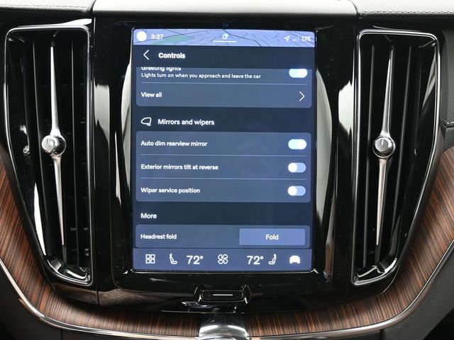 Used 2023 Volvo XC60 B5 Ultimate image 18