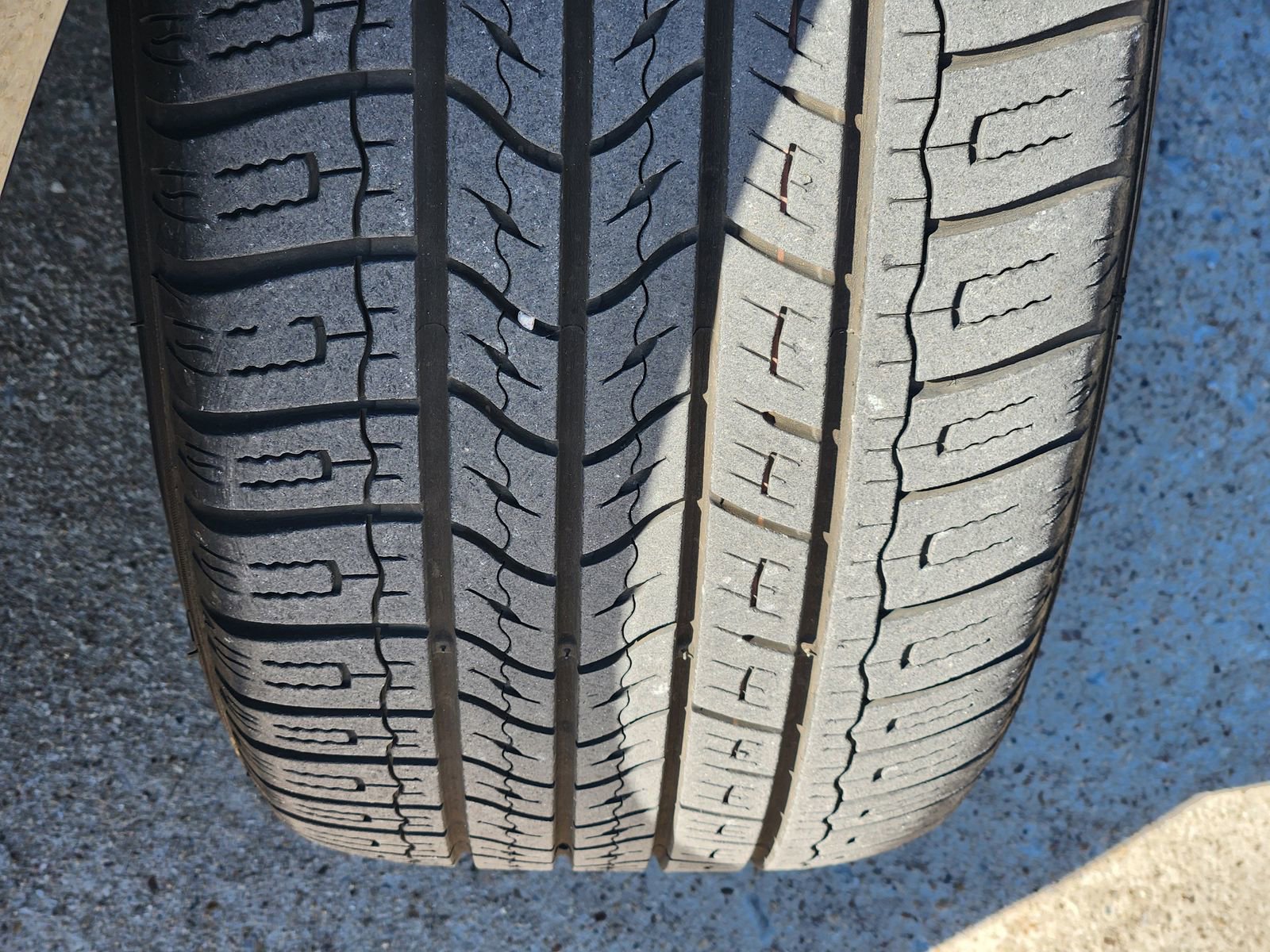 Used 2021 Ford Edge Titanium w/ Equipment Group 301A image 12