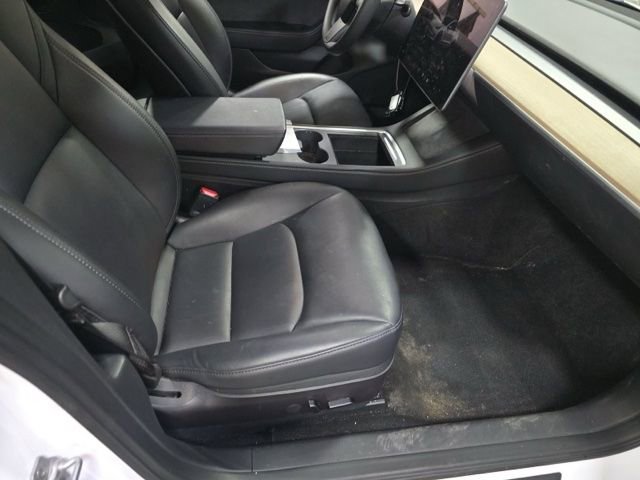 Used 2023 Tesla Model 3 Standard Range image 10