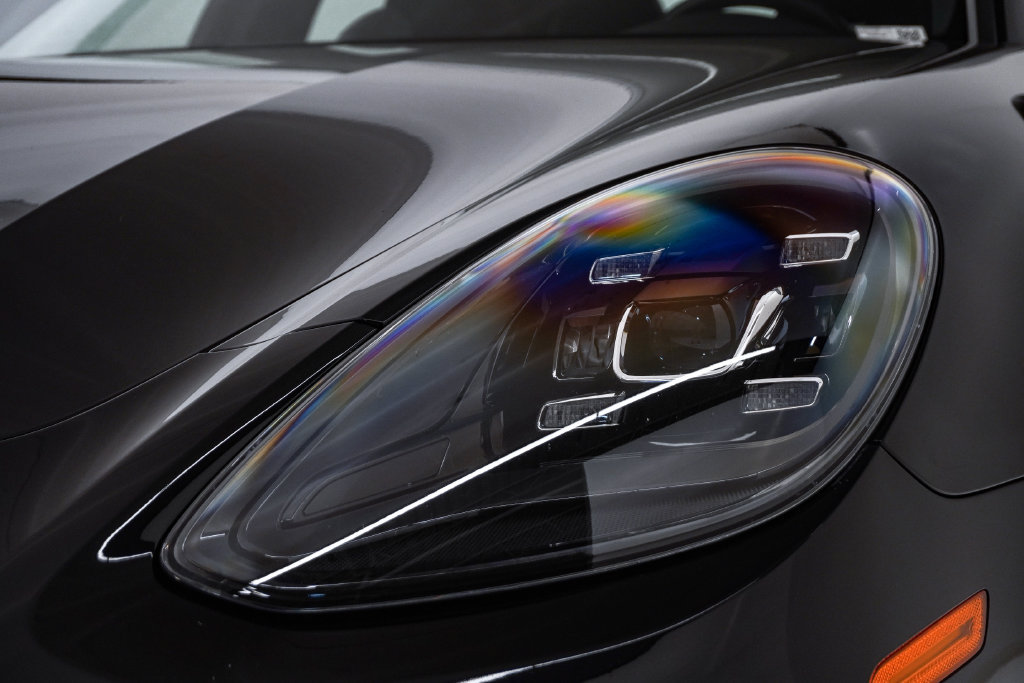 Certified 2023 Porsche Panamera 4 AWD/4WD image 7