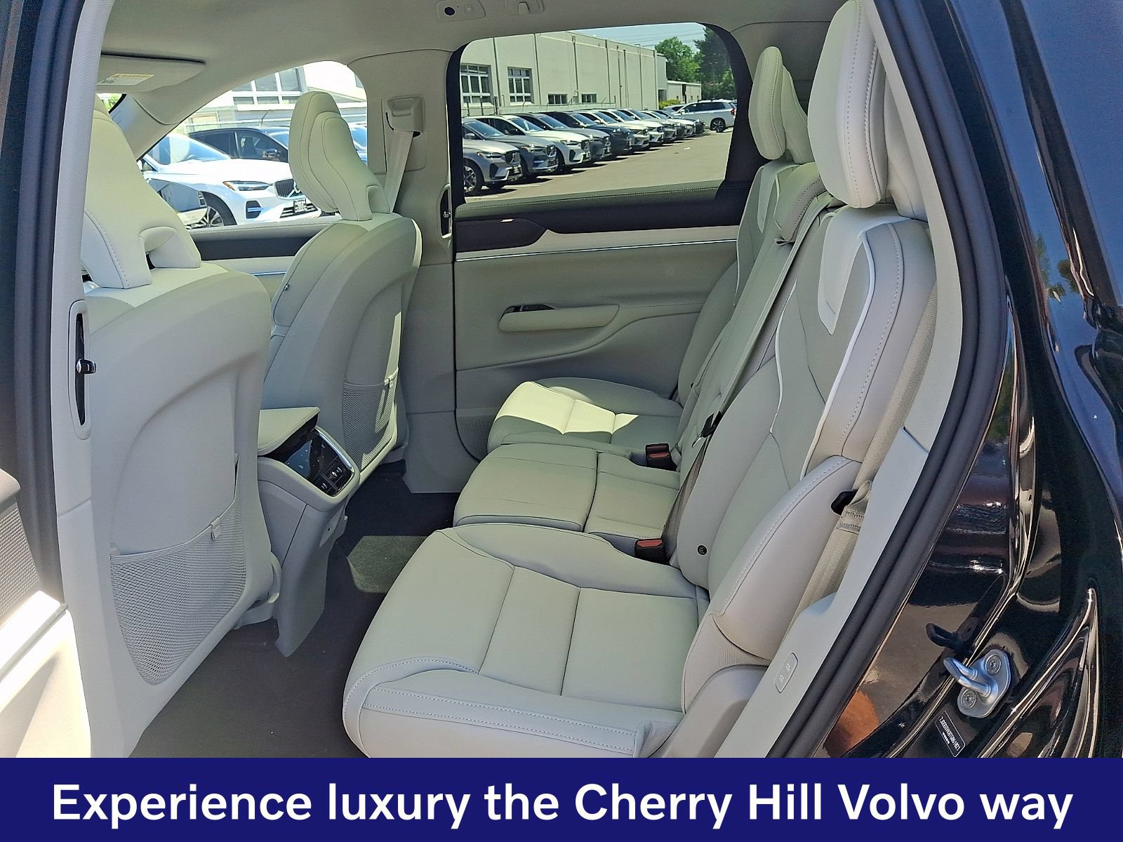 New 2026 Volvo EX90 Plus RWD image 7
