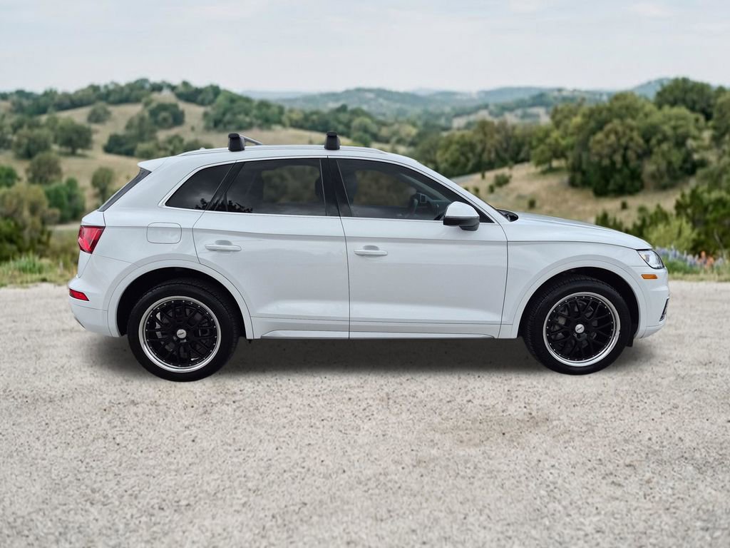 Used 2018 Audi Q5 2.0T Premium Plus w/ Premium Plus Package AWD/4WD image 12