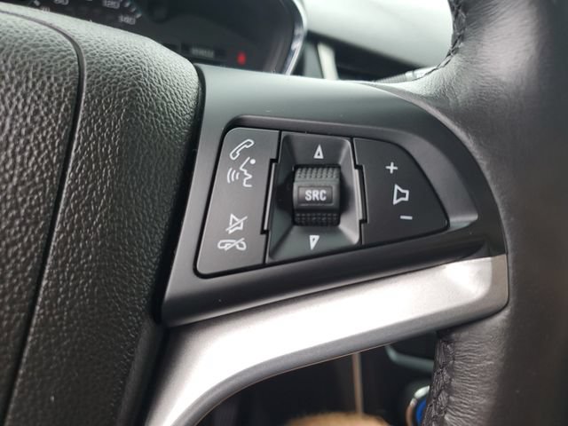 Used 2020 Chevrolet Trax LT w/ LT Convenience Package FWD image 22