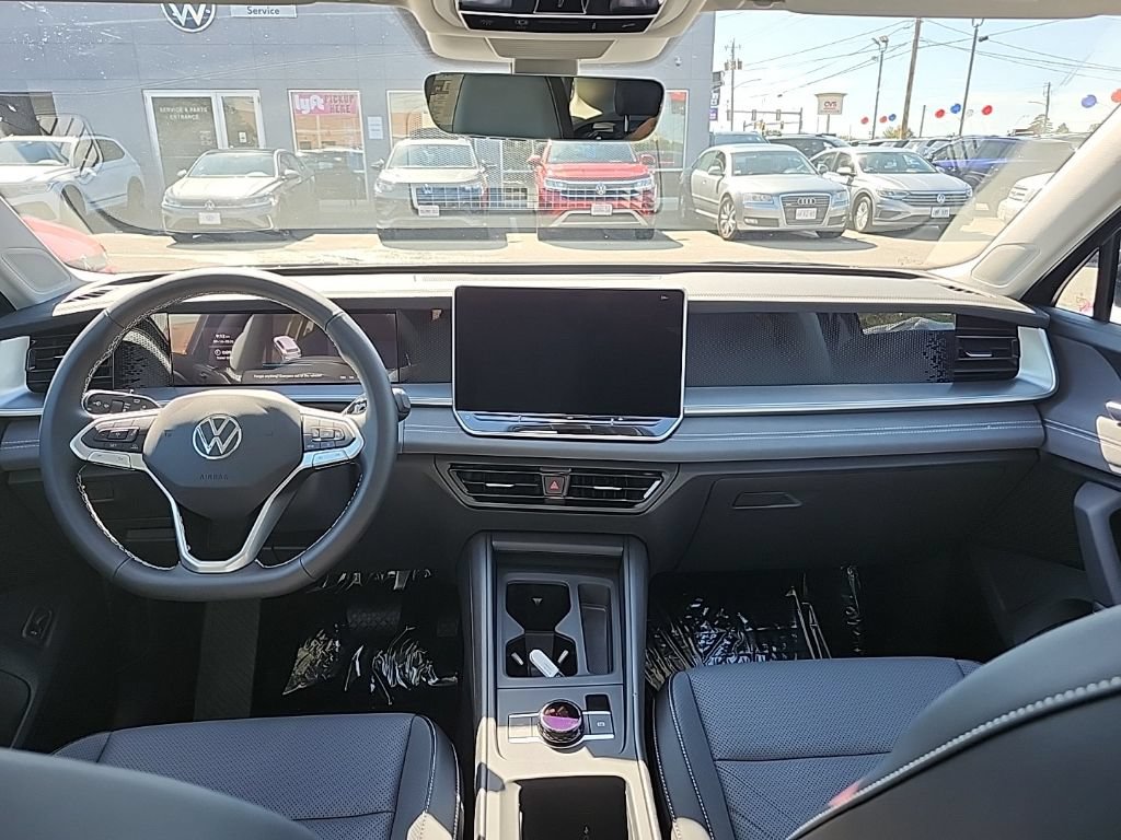 New 2026 Volkswagen Tiguan SE AWD/4WD image 15