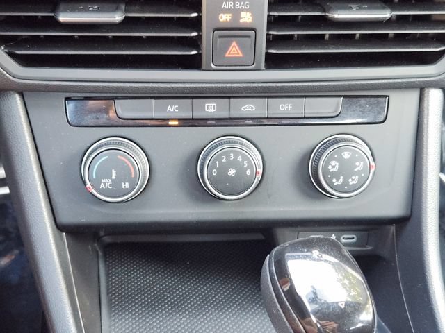 Used 2023 Volkswagen Jetta Sport FWD image 21