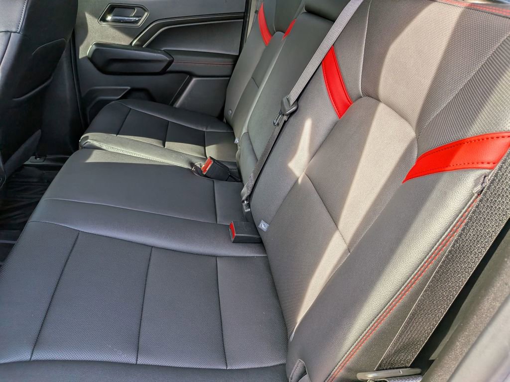 Used 2023 Chevrolet Colorado Z71 w/ Z71 Convenience Package 2 image 26