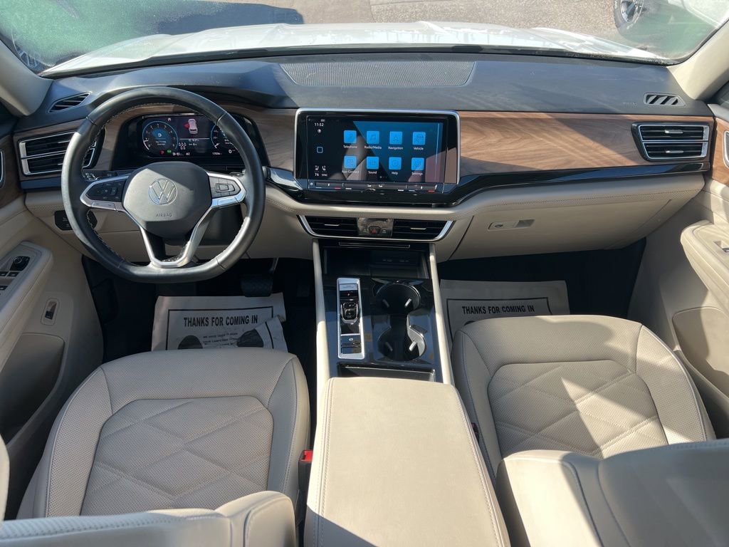 Used 2024 Volkswagen Atlas SE w/ Panoramic Sunroof Package image 26