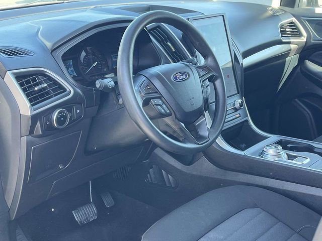 Used 2024 Ford Edge SE image 12