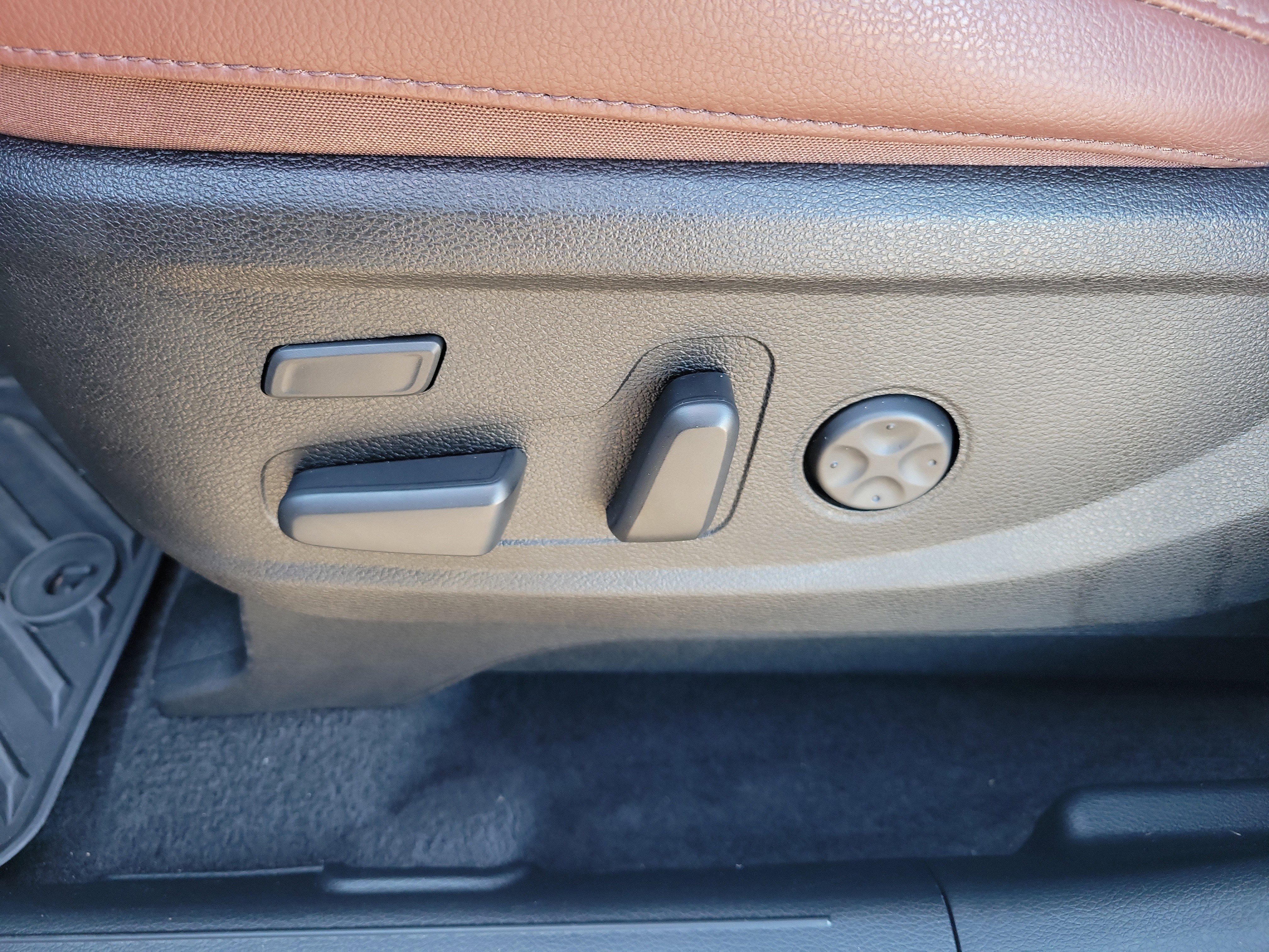 Used 2023 Kia Telluride SX image 25