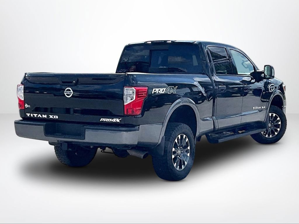 Used 2017 Nissan Titan PRO-4X AWD/4WD image 3