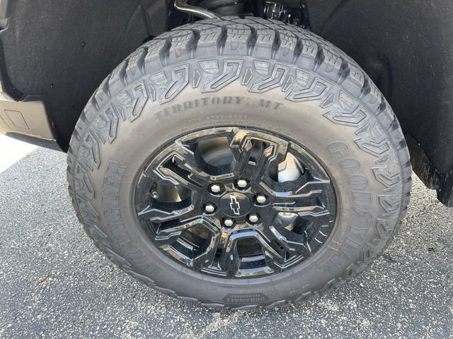 New 2026 Chevrolet Silverado 1500 ZR2 w/ LPO, Dark Essentials Package AWD/4WD image 10